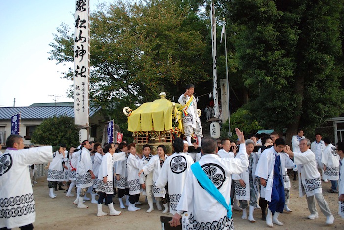 松山神社奴踊り