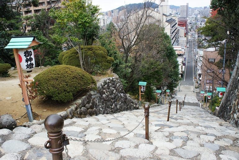 伊佐爾波神社