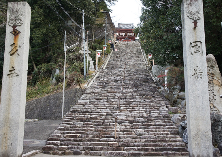 伊佐爾波神社