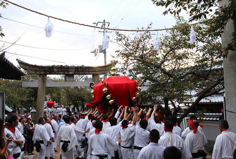 勝岡八幡神社春季大祭