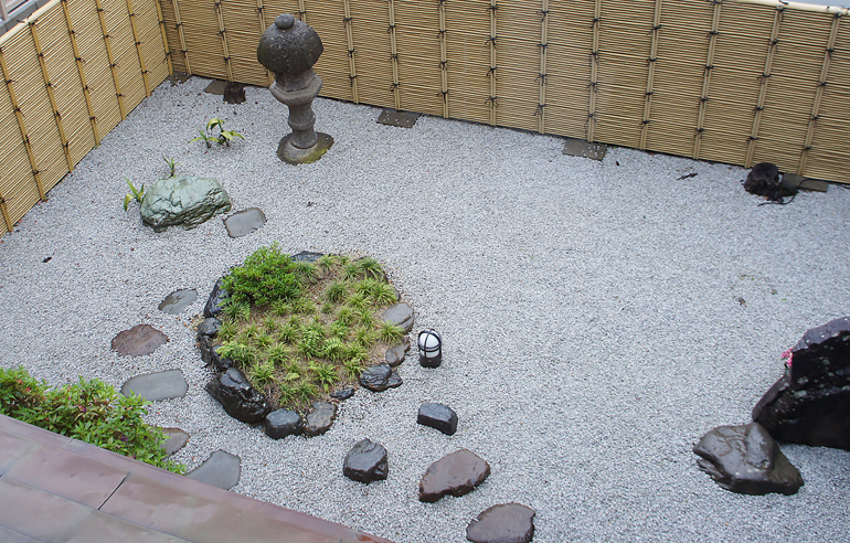 温泉旅館どうごや
