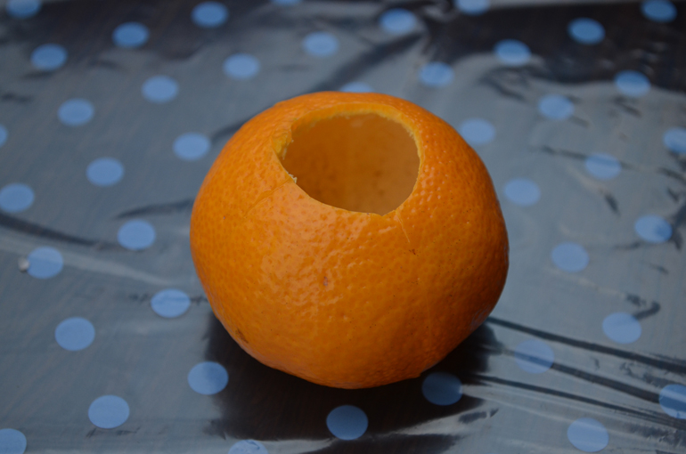 みかんオーナメント作り
