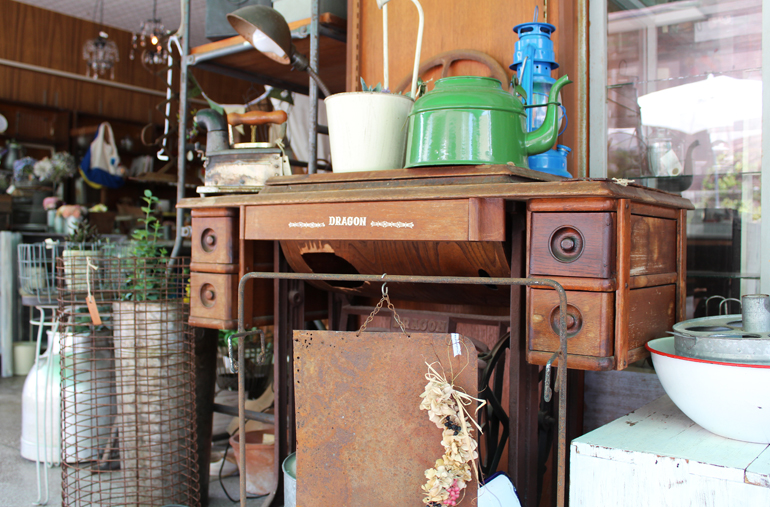 Antique Cocoa