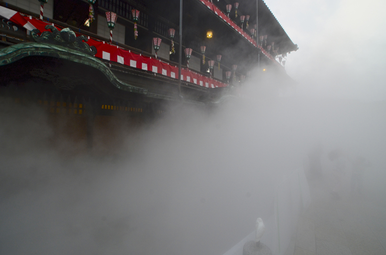 霧の彫刻