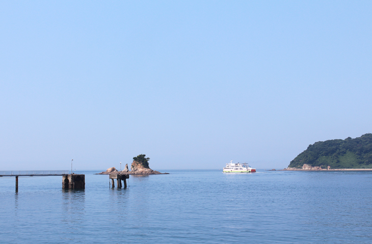 興居島
