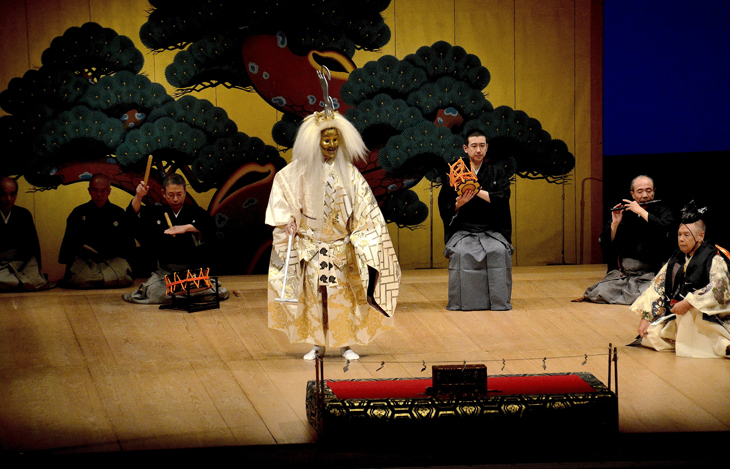 松山城薪能