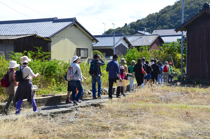 船踊りとウォーキングと祭り寿司