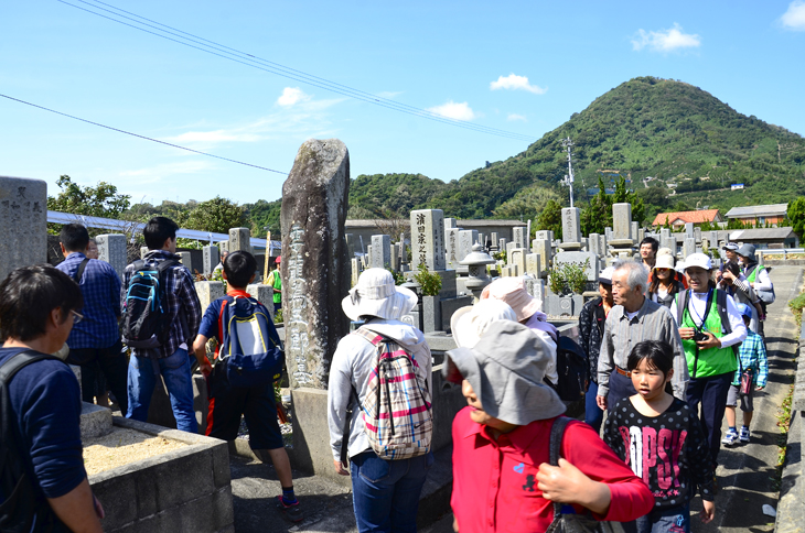 船踊りとウォーキングと祭り寿司