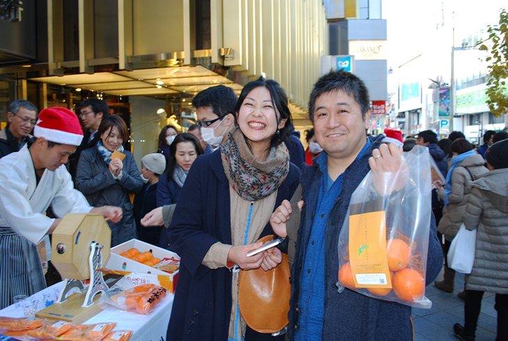 まつやま オレンジ クリスマス2014 in 新宿