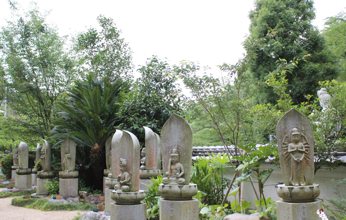 伊予十二薬師霊場第4番 天台宗 大楽山 西法寺